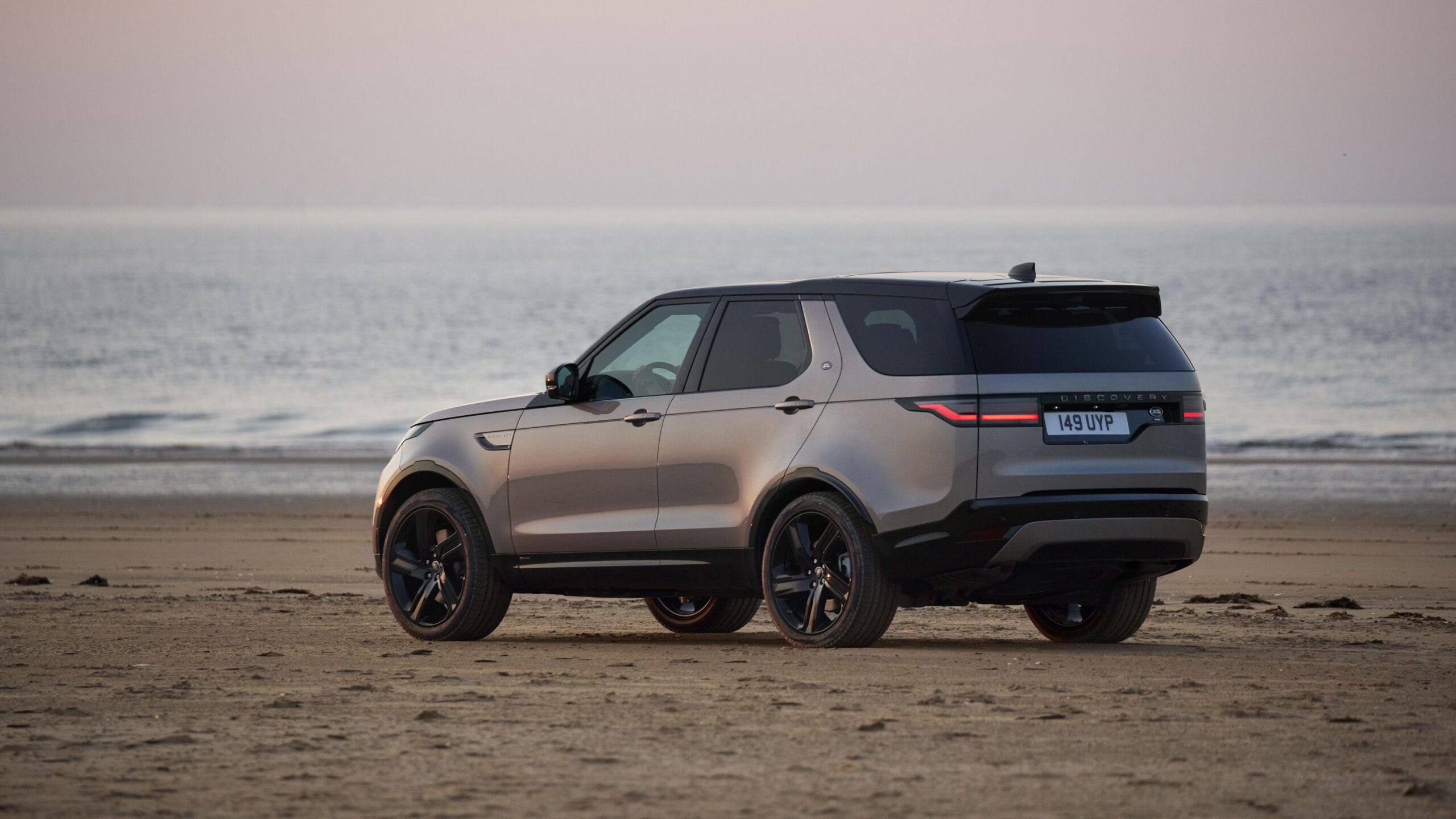 Land Rover Discovery 2023 New Review